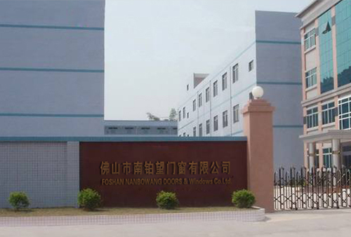 四大特点闪闪发光，铝合金门窗畅销是必然的...